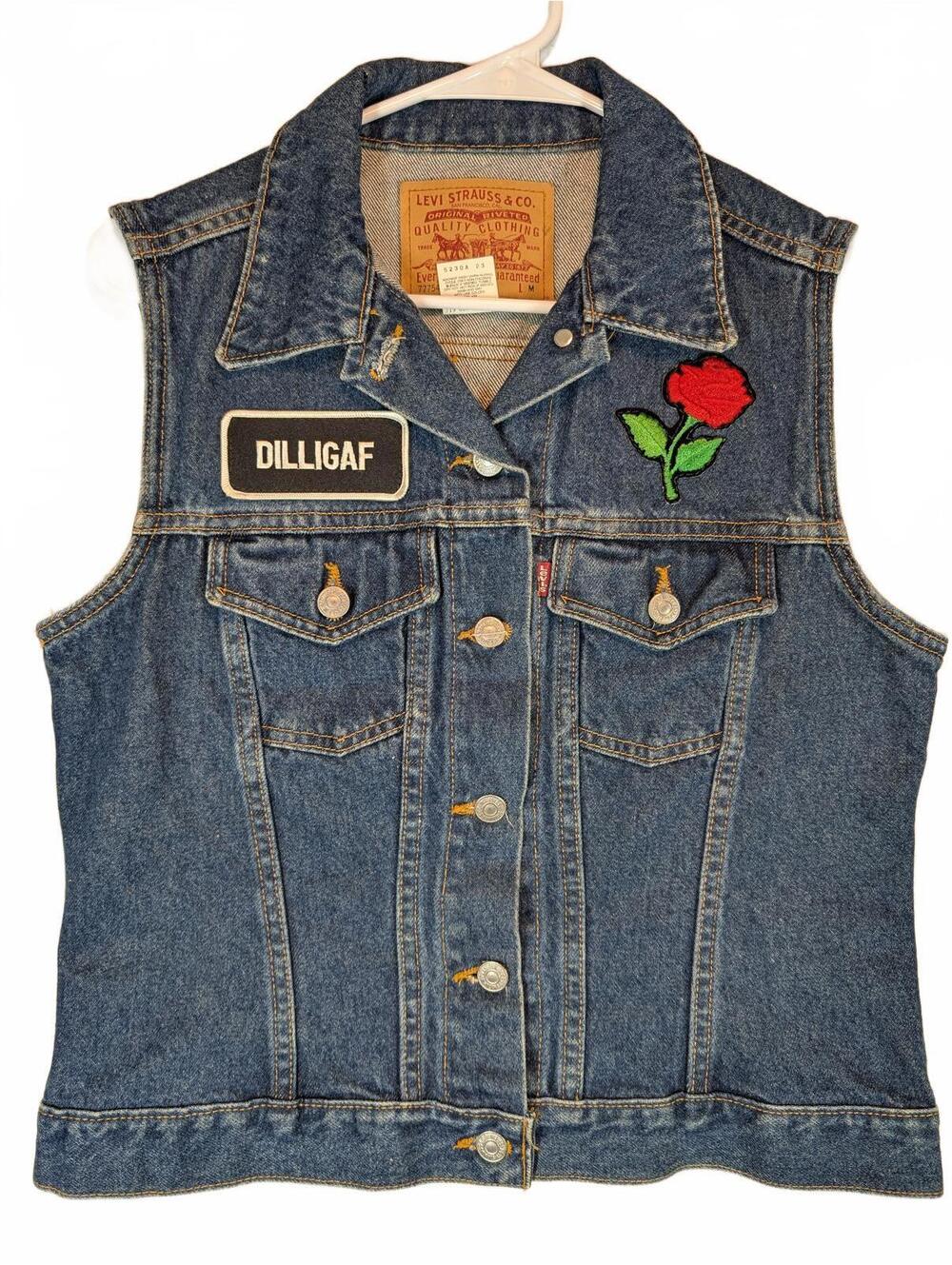 Levi's Trucker Denim Vest Rose Patch DILLIGAF Biker Vintage Blue Womens Medium